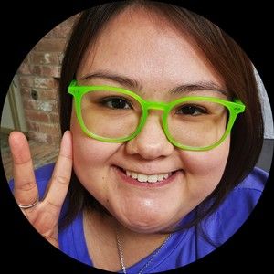 Meet your Posher, Alexandra